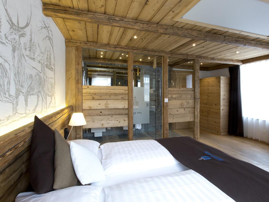 Hotel Crusch Alba Zernez Exteriér fotografie